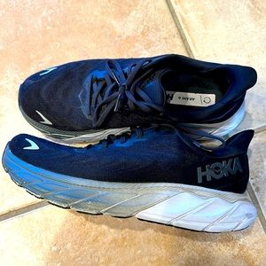Men’s Hoka Shoes